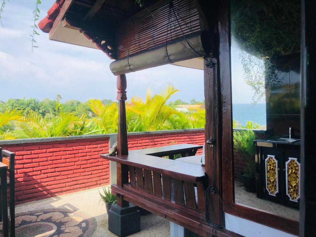 The Hidden Escapes Bingin- Sunset Rooftop Wood House With Ocean View & Private Kitchen ウルワツ エクステリア 写真