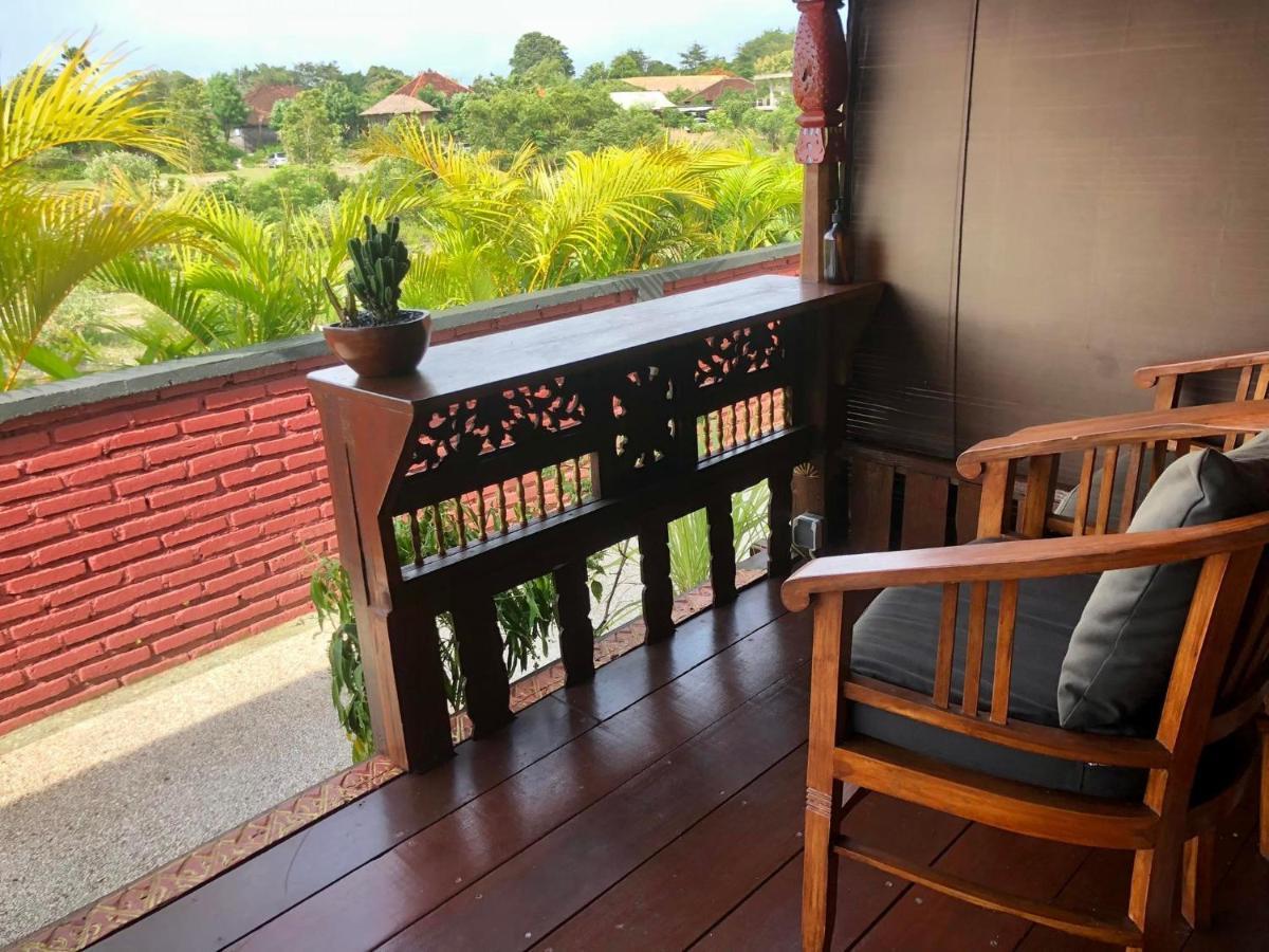 The Hidden Escapes Bingin- Sunset Rooftop Wood House With Ocean View & Private Kitchen ウルワツ エクステリア 写真